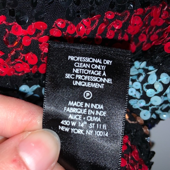 Alice & Olivia Kelli Sequin Striped Cropped Top - Picture 15 of 15